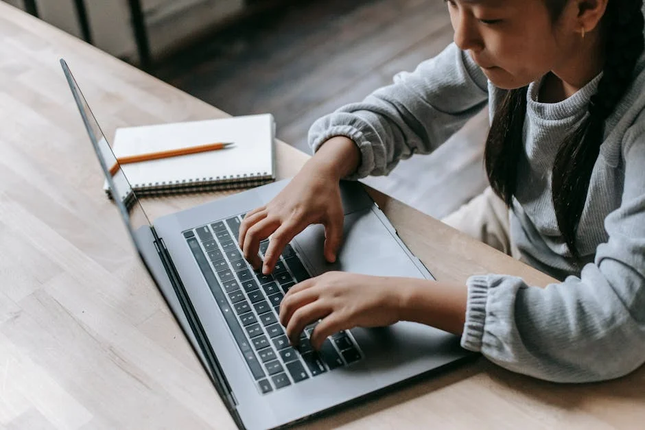 Image describing Top 7 Ways to Master English Online by 2025!