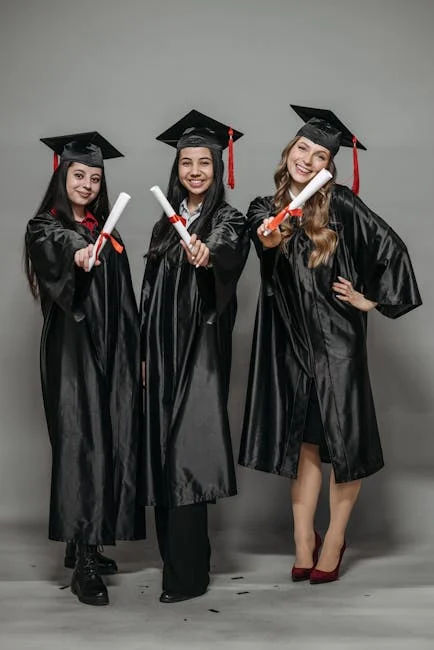 Image describing How to Snag a 2025 Full Ride Grad Scholarship Now!