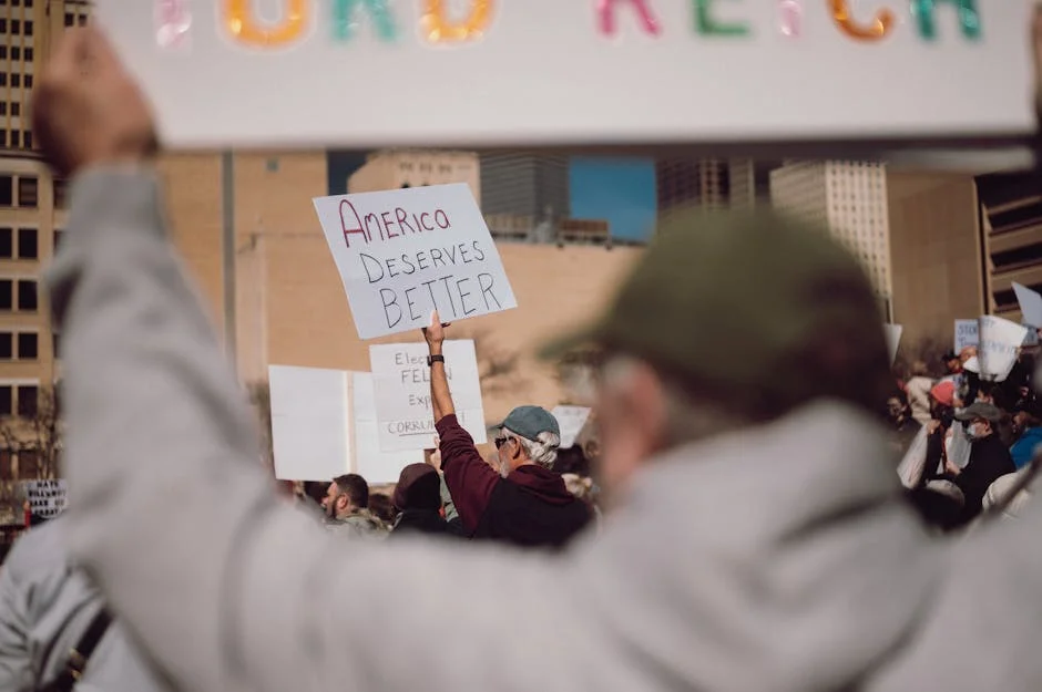 Image describing Unlock Your Future Top 5 LULAC Scholarships for 2025