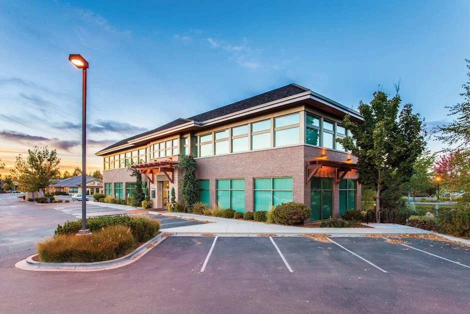 Image describing How to Profit Fast in 2026 With Realty Income?