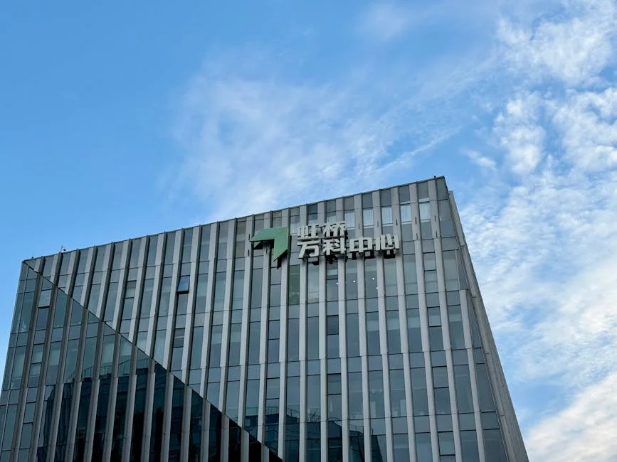 Image describing How to Pick the Best Fidelity REIT Now in 2026?