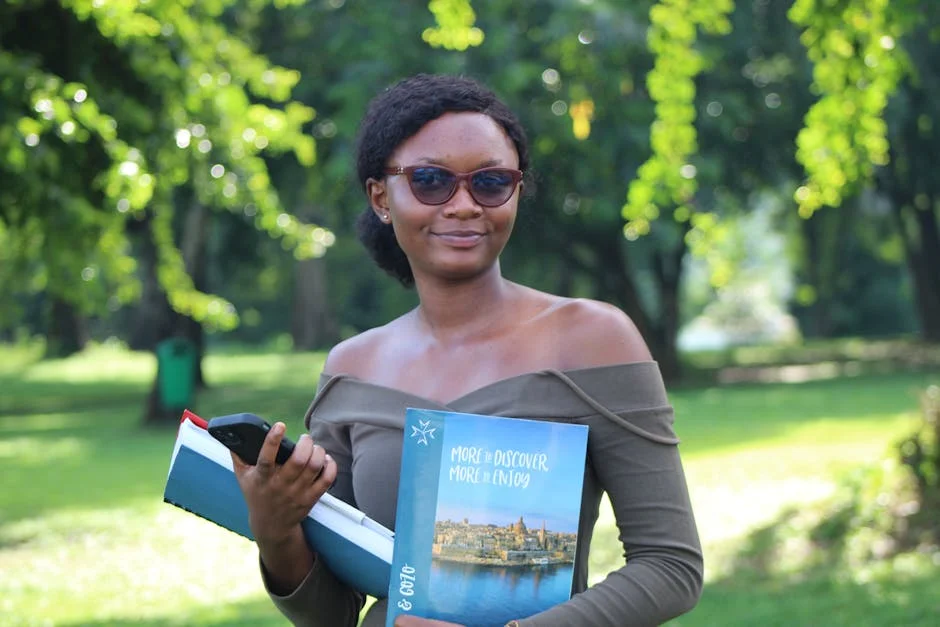 Image describing How to Get 7 Best 2026 Scholarships to Study Abroad Fast?