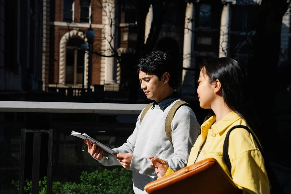 Image describing 2026 Top 9 Scholarships for 2.0 GPA Students—How to Win Now?