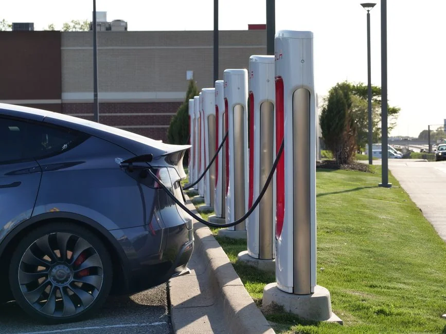 Image describing Best Commercial EV Charger 2026 Fast, Proven ROI?