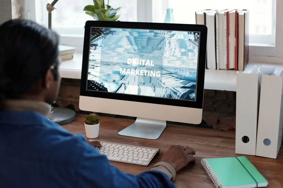 Image describing How to Win 7 Best Freelance Marketing Clients Fast in 2026?
